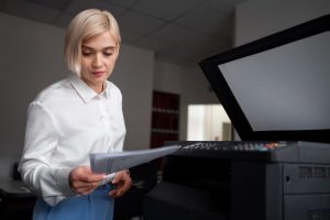 Background Check para prevenir a lavagem de dinheiro em Bancos