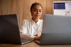 Como reduzir fraudes com onboarding digital no setor financeiro?