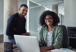 Contratar software de KYC para bancos