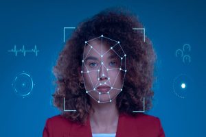Reconhecimento facial para controlar o acesso em plataformas de criptoativos